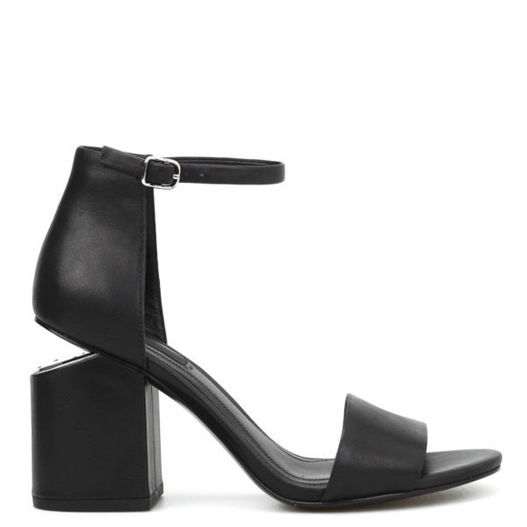 NIB Alexander Wang Abby Calf Notch Heel - Picture 1 of 6